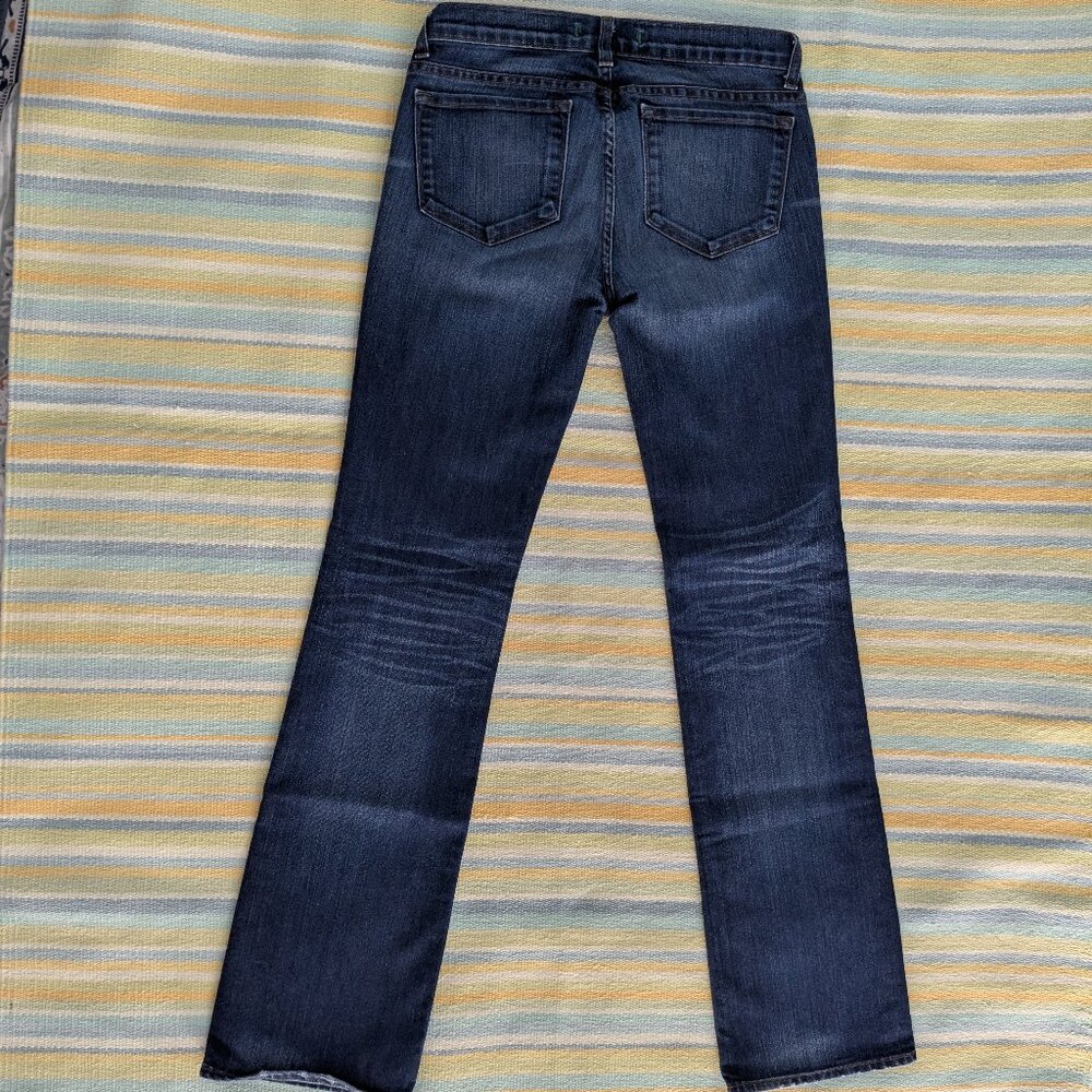 ⭐ J Brand The Straight Leg Tyro Jeans Size 28